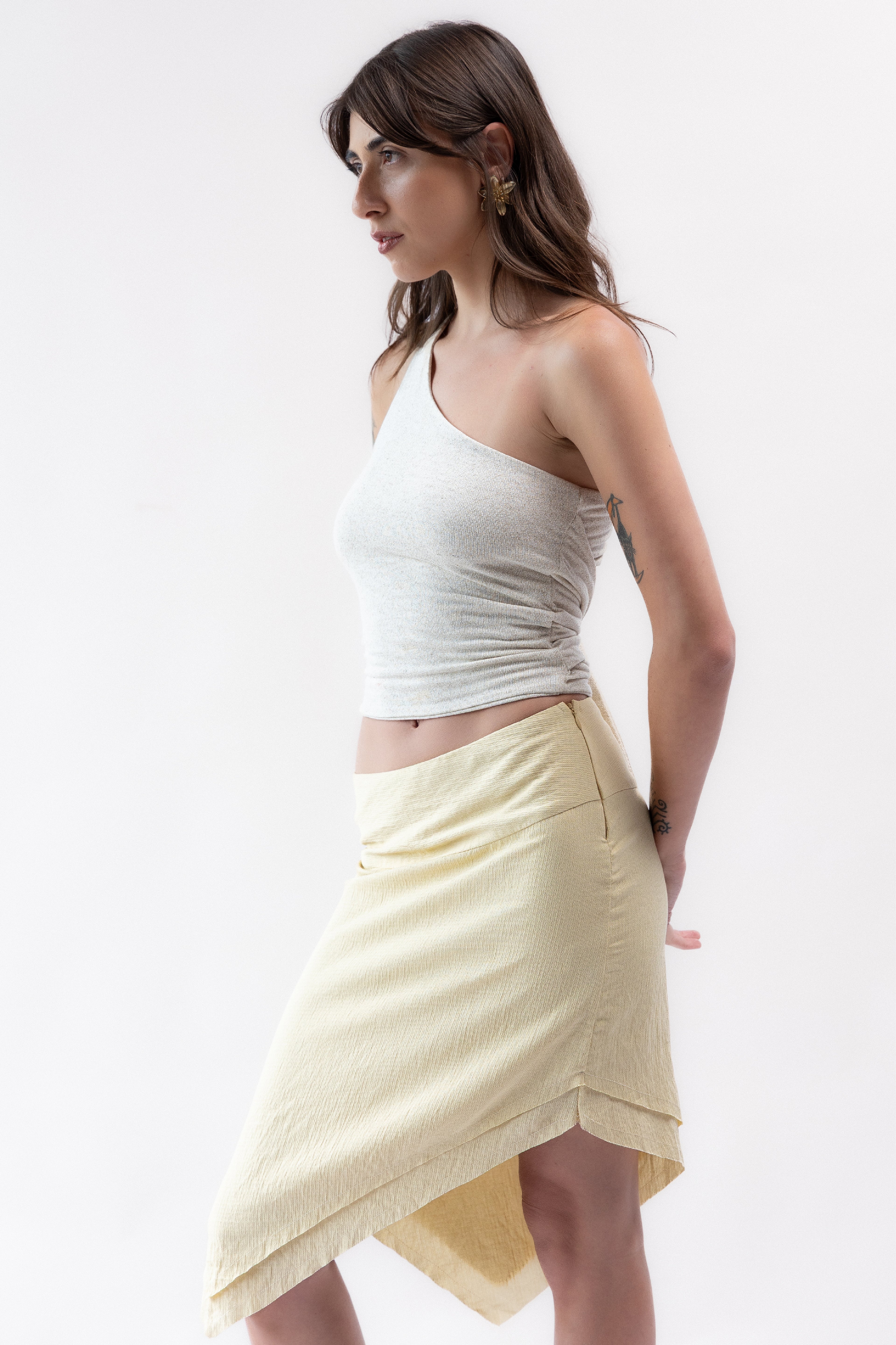 Saia Assimétrica Amarelo