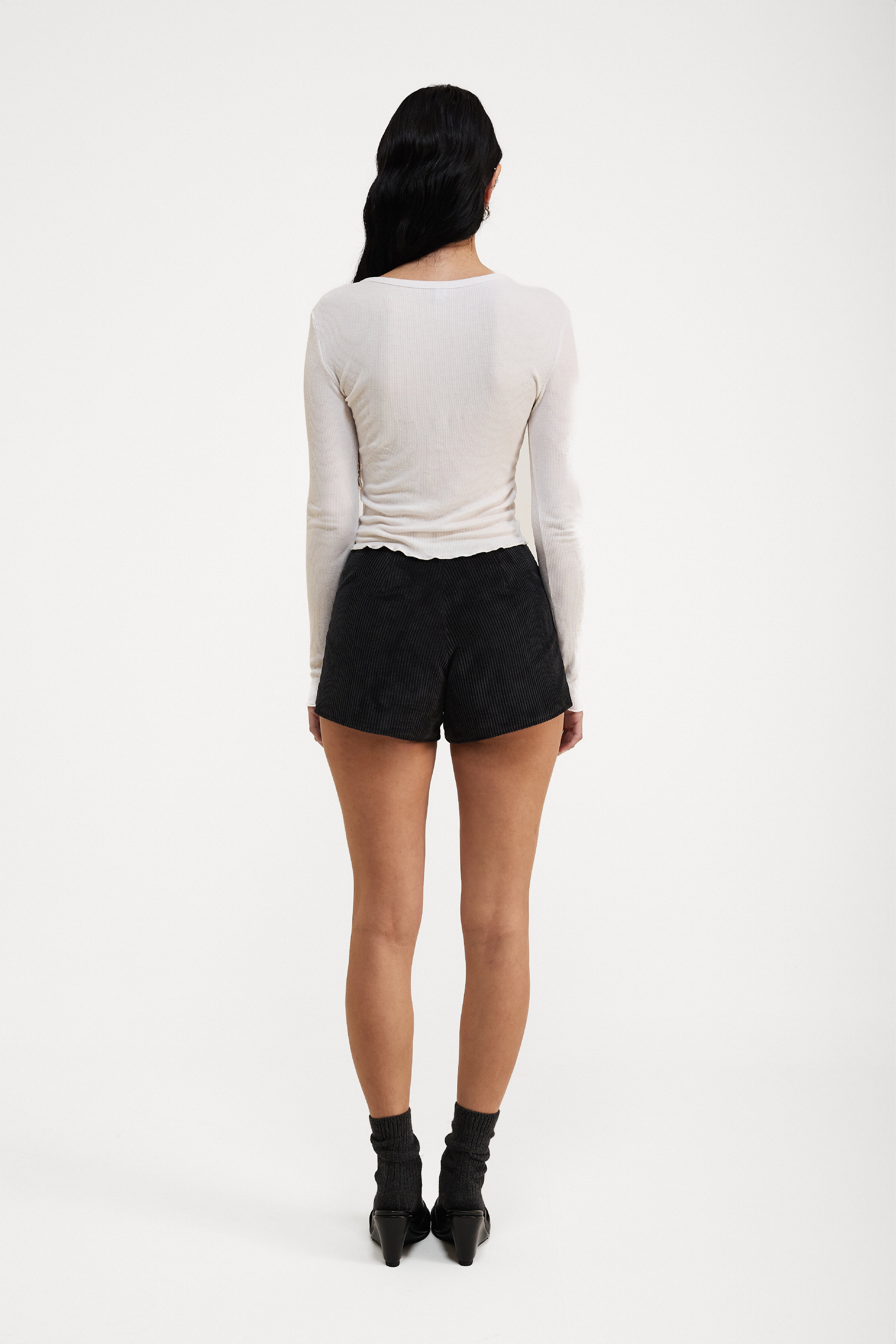 Short Cotelê Preto