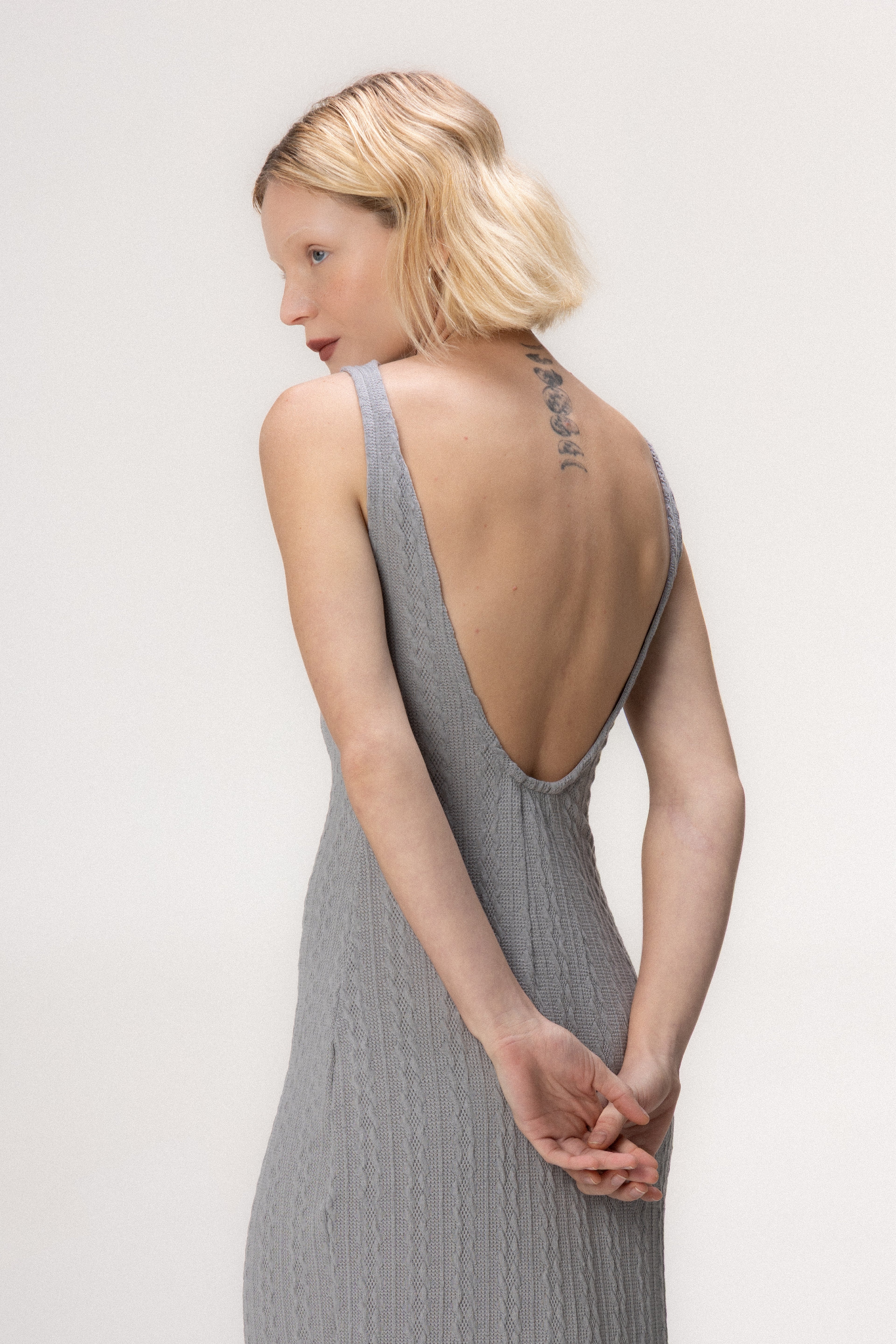 Vestido Midi Tricot Cinza