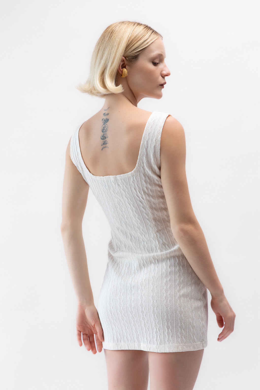 Vestido Curto Tricot Off